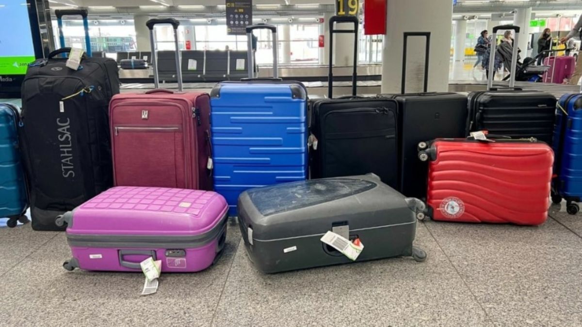 What Is the Best Way to Ship Luggage to Dubai? Backet Hat