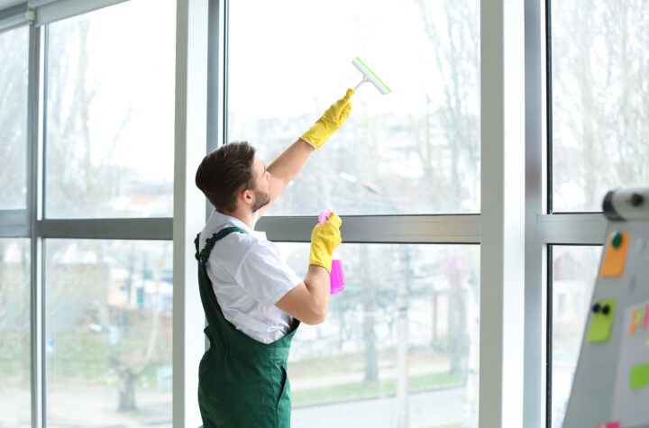 window cleaning in Dubai